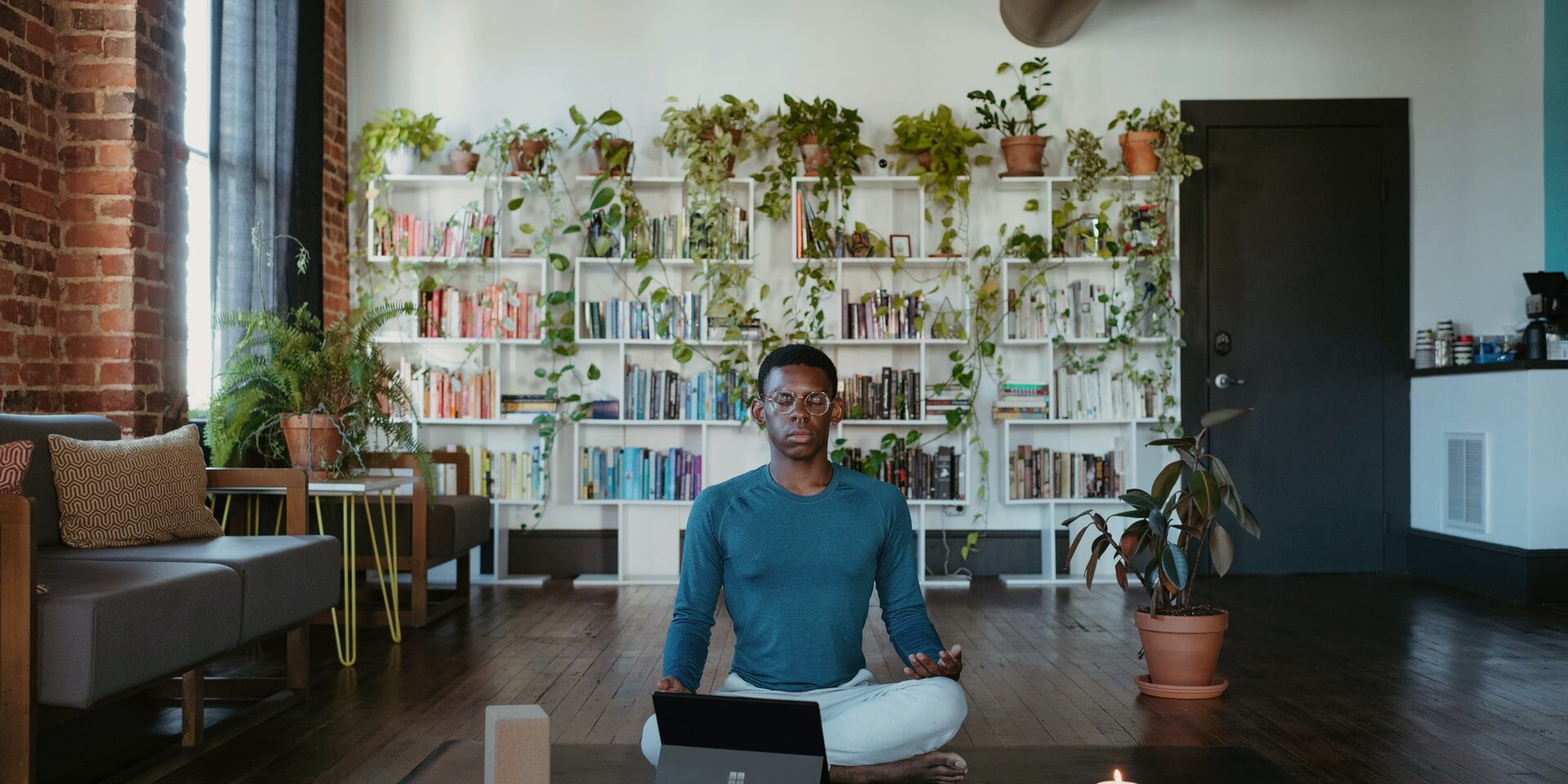 surface-Z3whZQGUPAE-unsplash